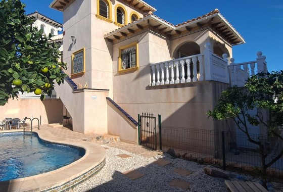 Revente - Villa - Orihuela Costa - Costa Blanca