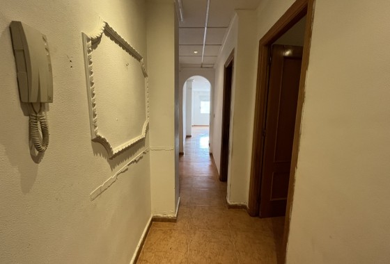 Resale - Apartment - Almoradí