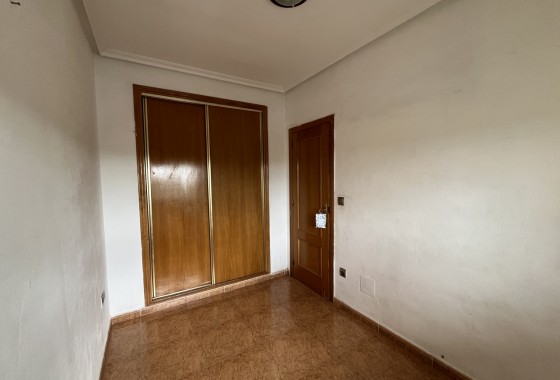 Resale - Apartment - Almoradí