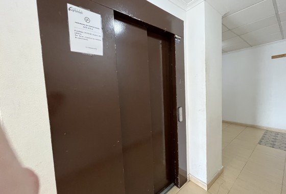 Resale - Apartment - Almoradí