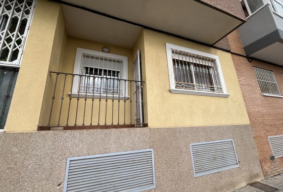Resale - Apartment - Almoradí
