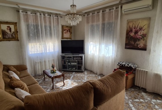 Revente - Villa - ORIHUELA - La Matanza