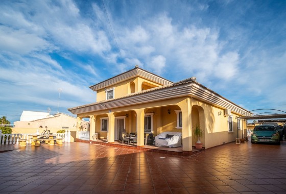 Revente - Villa - TORREVIEJA - LOS BALCONES - LOS ALTOS