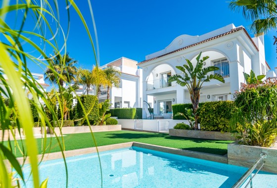 Segunda Mano - Chalet - CIUDAD QUESADA