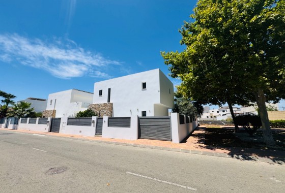 Revente - Villa - SAN PEDRO DEL PINATAR - LO PAGÁN