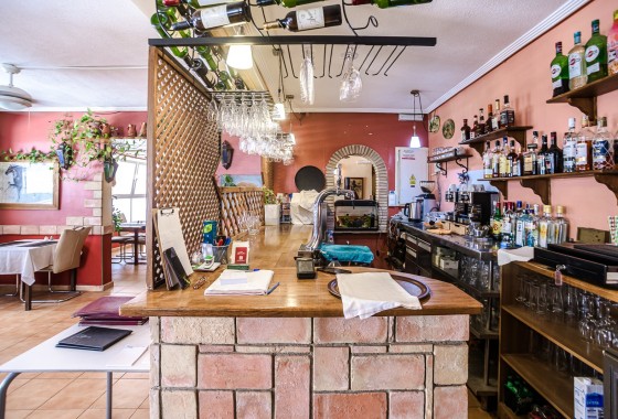Revente - COMMERCIAL PROPERTY - TORREVIEJA - La Veleta