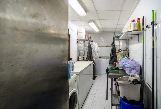 Revente - COMMERCIAL PROPERTY - TORREVIEJA - La Veleta