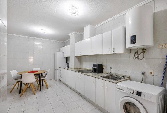 Revente - Appartement - Torrevieja - Centro