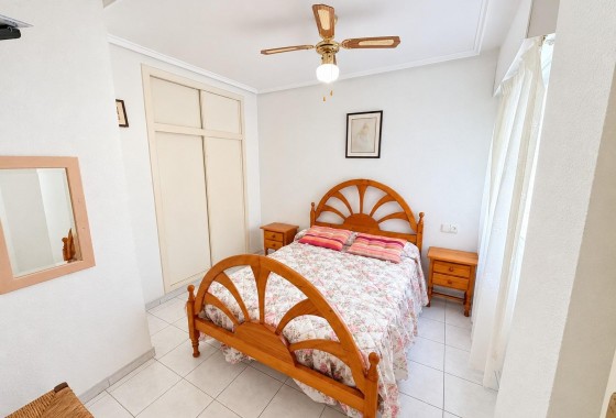 Resale - Apartment - Torrevieja - Estacion de autobuses