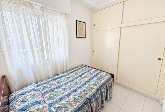 Resale - Apartment - Torrevieja - Estacion de autobuses