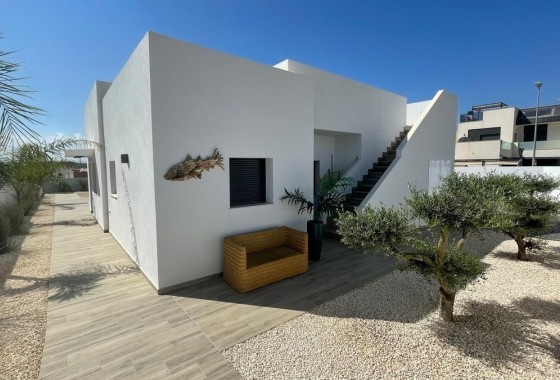 Obra nueva - Chalet - Rafal - polideportivo
