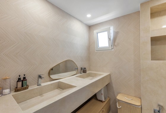 Revente - Villa - Torrevieja - Los balcones