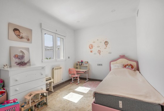 Revente - Villa - Torrevieja - Los balcones