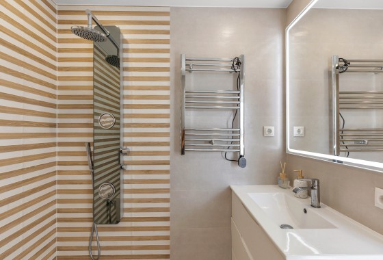 Revente - Villa - Torrevieja - Los balcones