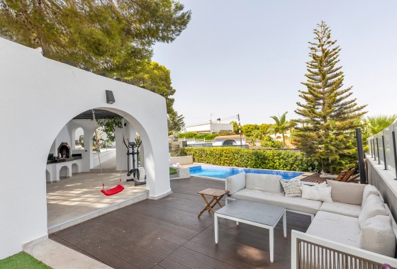 Revente - Villa - Torrevieja - Los balcones