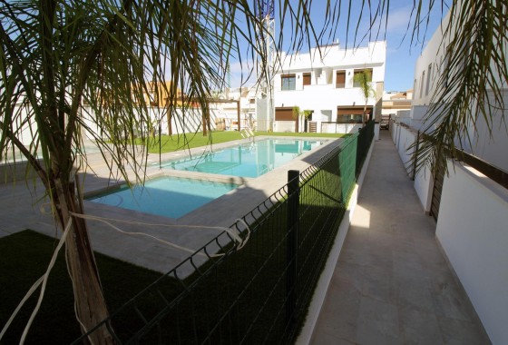 Obra nueva - Chalet - Pilar de la Horadada - El Pilar de la Horadada