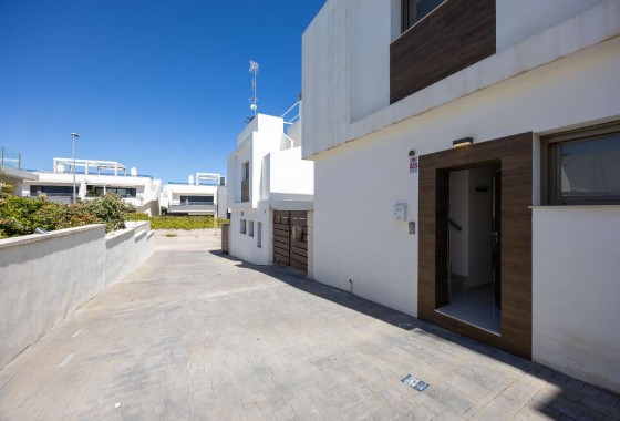 Alquiler a largo plazo - Adosado - Orihuela Costa