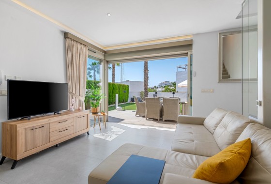 Revente - Villa - Orihuela Costa - Villamartín