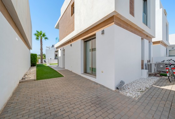 Revente - Villa - Orihuela Costa - Villamartín