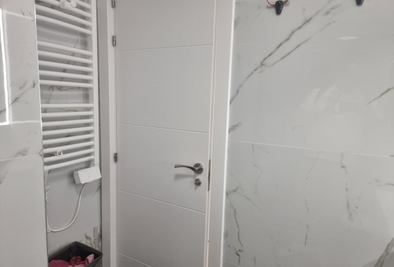Segunda Mano - Apartamento - Torrevieja - Playa de los Locos