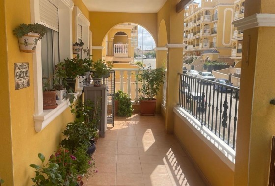 Segunda Mano - Apartamento - Algorfa