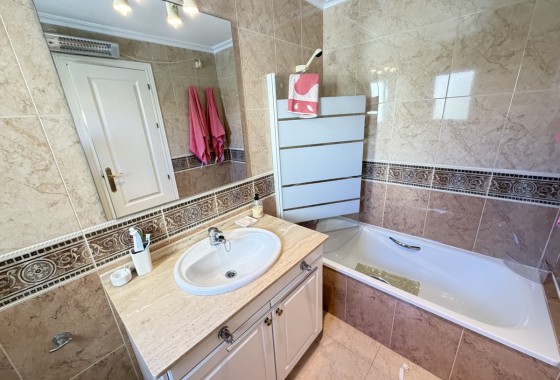Revente - Maison mitoyenne - Orihuela Costa - Campoamor Golf