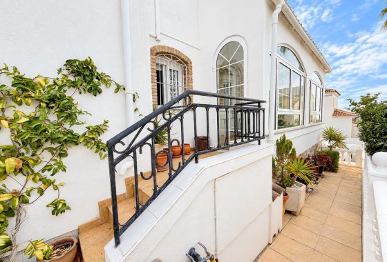 Resale - Detached Villa - Orihuela Costa