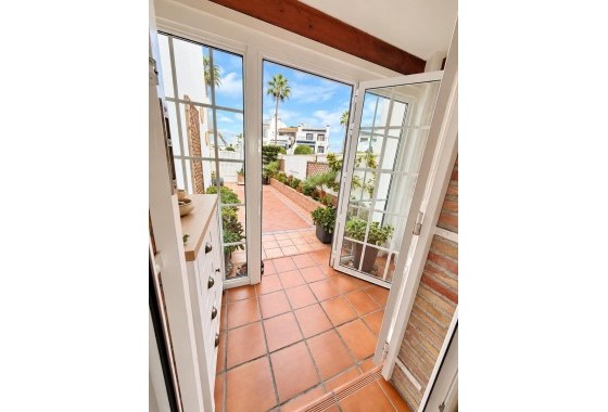 Resale - Detached Villa - Orihuela Costa