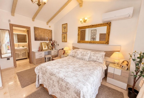 Resale - Detached Villa - Orihuela Costa