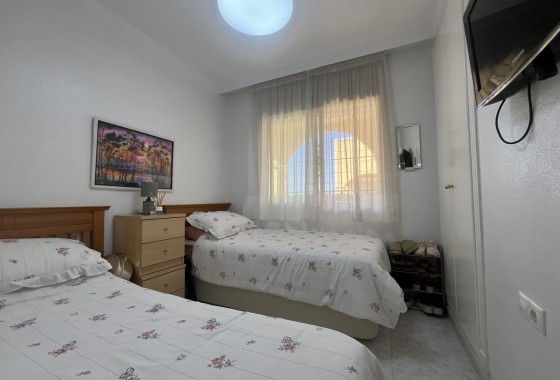 Resale - Apartamento - Algorfa