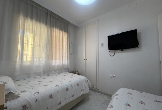 Resale - Apartamento - Algorfa