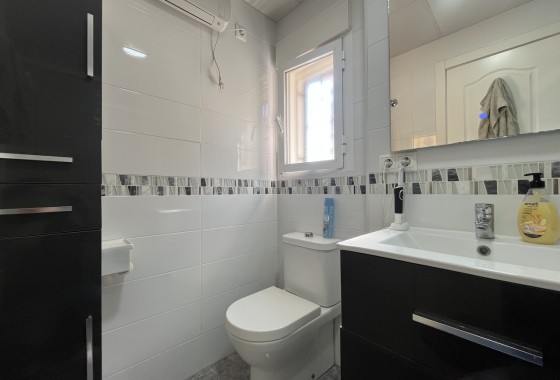 Resale - Apartamento - Algorfa
