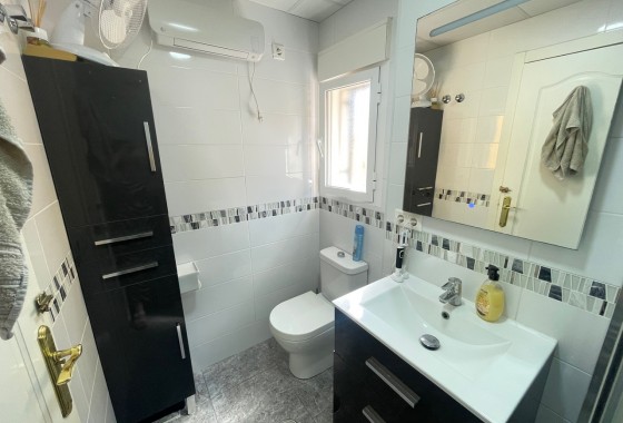 Resale - Apartamento - Algorfa
