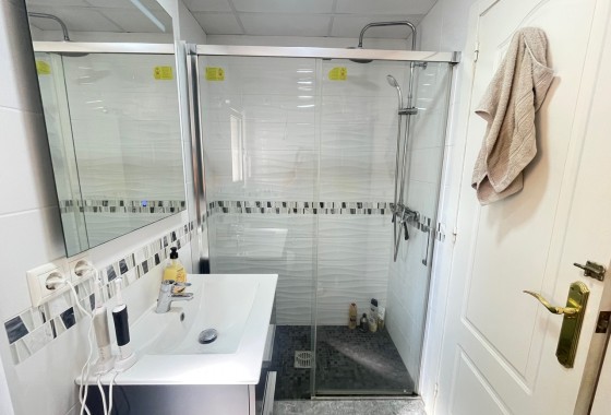 Resale - Apartamento - Algorfa