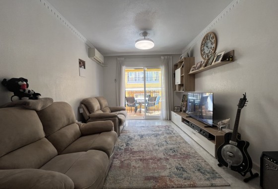 Resale - Apartamento - Algorfa