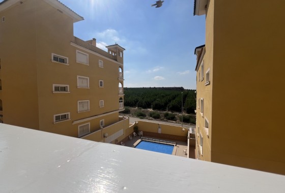 Resale - Apartamento - Algorfa