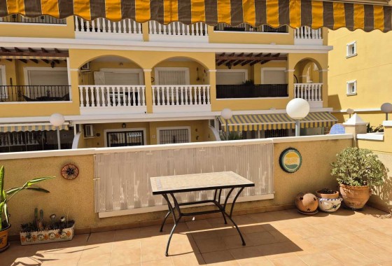 Resale - Apartamento - Algorfa