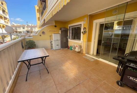 Resale - Apartamento - Algorfa