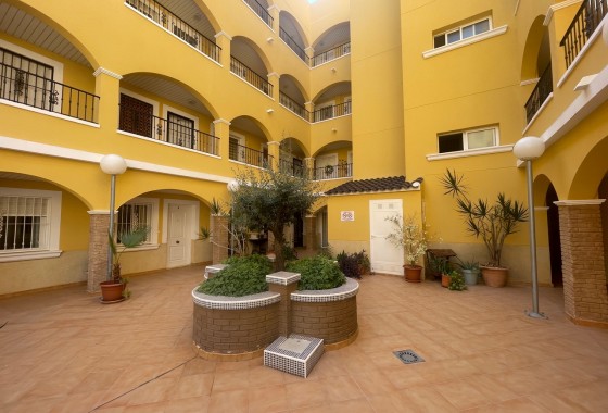 Resale - Apartamento - Algorfa
