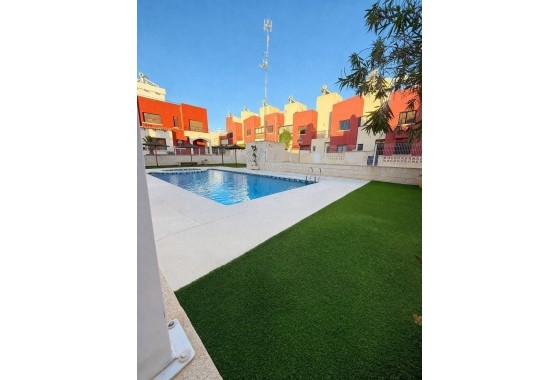 Revente - Maison mitoyenne - Torrevieja - Aguas nuevas 1