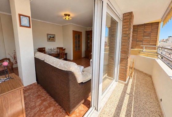 Resale - Apartment - Torrevieja - Playa del cura