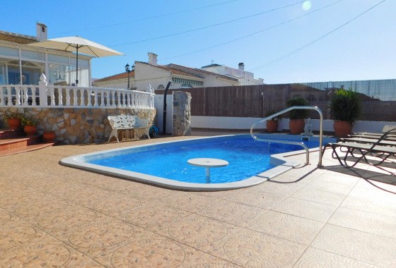 Revente - Semi - Detached Villa - Torrevieja - San Luis