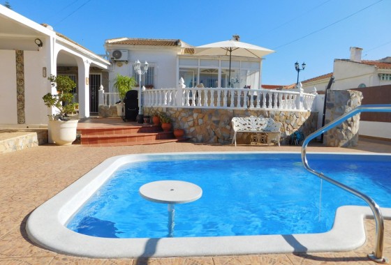 Revente - Semi - Detached Villa - Torrevieja - San Luis