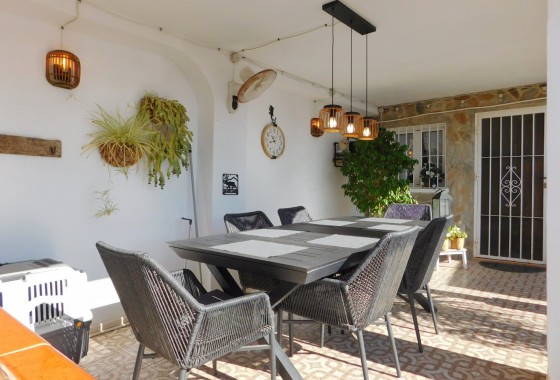 Revente - Semi - Detached Villa - Torrevieja - San Luis