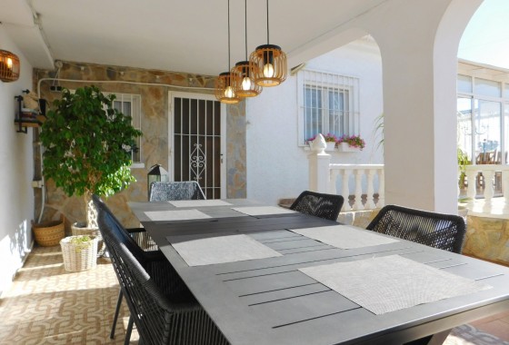 Revente - Semi - Detached Villa - Torrevieja - San Luis