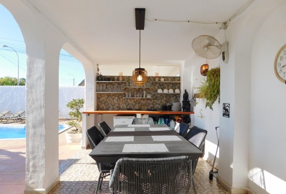 Revente - Semi - Detached Villa - Torrevieja - San Luis