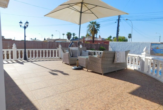 Revente - Semi - Detached Villa - Torrevieja - San Luis