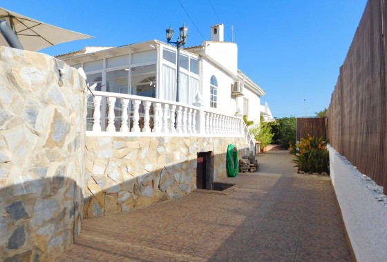 Revente - Semi - Detached Villa - Torrevieja - San Luis