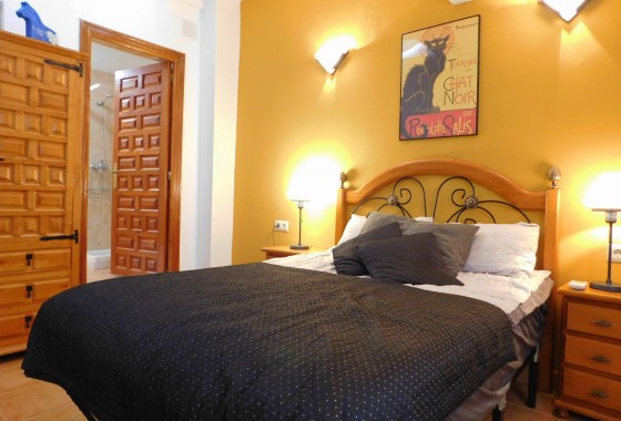 Revente - Semi - Detached Villa - Torrevieja - San Luis