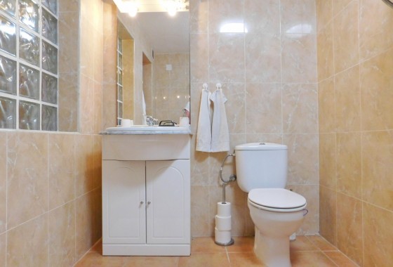 Revente - Semi - Detached Villa - Torrevieja - San Luis